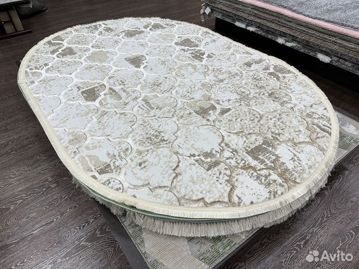 Ковер 1.6х2.3м