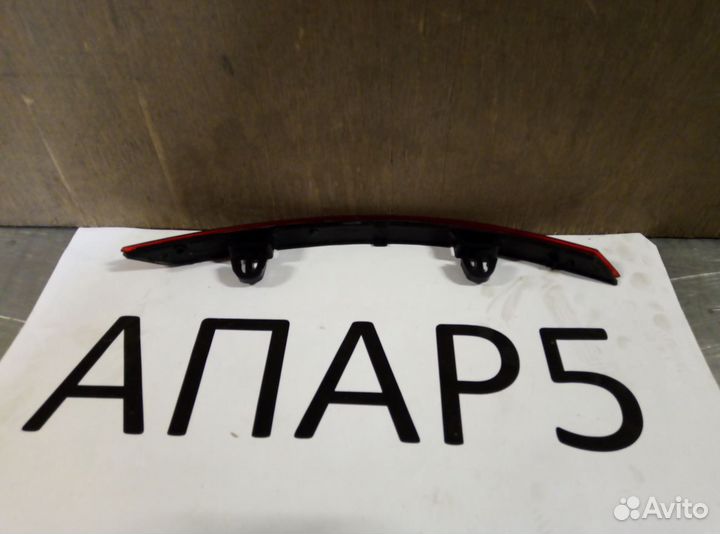 Отражатель правый Volkswagen Polo sedan 5 2010