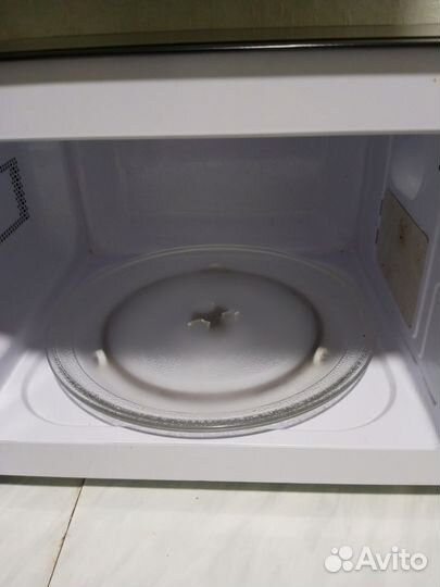 Микроволновая печь. dexp