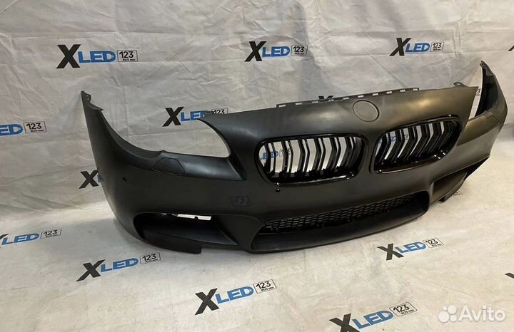 Передний бампер BMW f10 m5 под птф с ноздрями