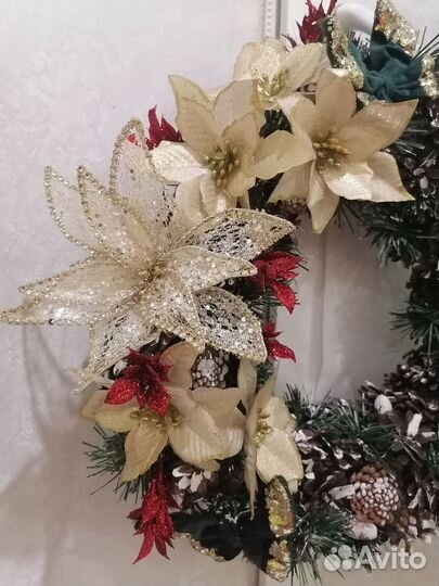 Новогодний венок ручной работы