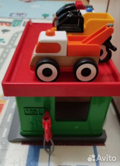 Парковка-гараж ikea+машинки