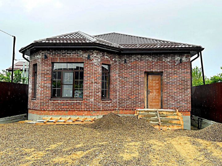 Дом 140 м² на участке 6 сот.