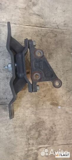 Подушка двигателя передний левый nissan teana