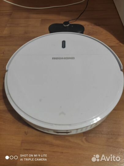 Робот пылесос