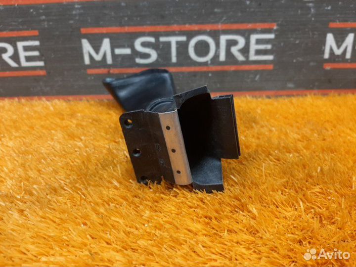 Воздуховод в торпедо правый Mercedes-Benz S-Class