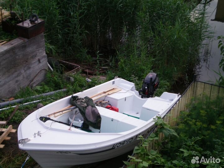 Продажа моторной лодки с подвесным мотором