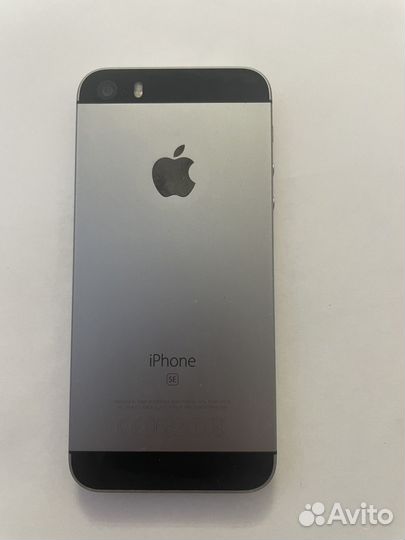 iPhone SE, 32 ГБ