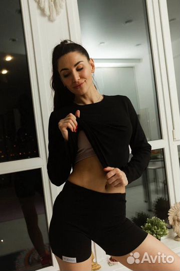 Костюм для йоги