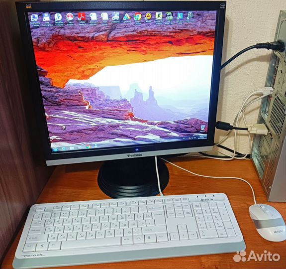 Монитор 19 дюймов 75 гц, DVI, VGA