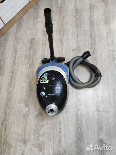 Пылесос с аквафильтром
