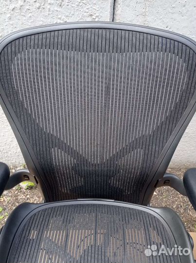 Эргономичное кресло Aeron Classic Размер С