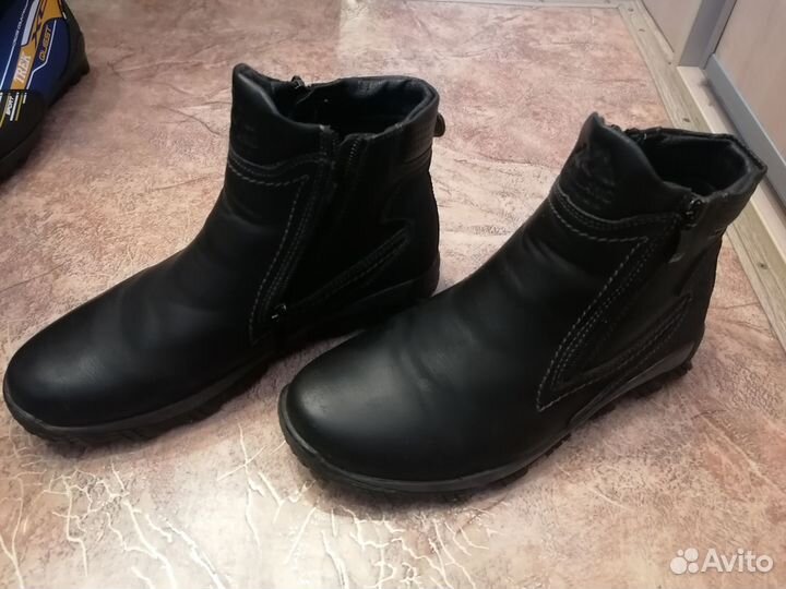 Лыжные ботинки