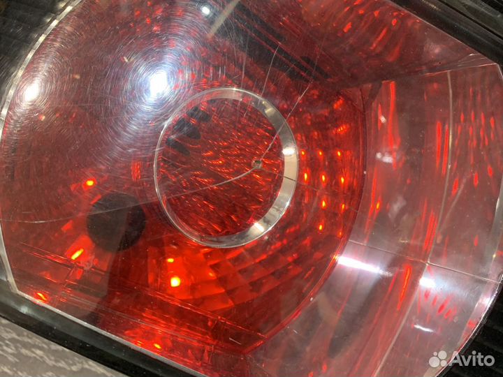 Задний левый фонарь cross touran