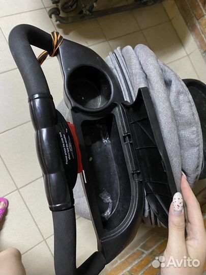 Прогулочная коляска