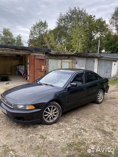 Mitsubishi Galant, 2001