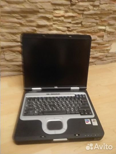 Ноутбук hp compaq nc8000