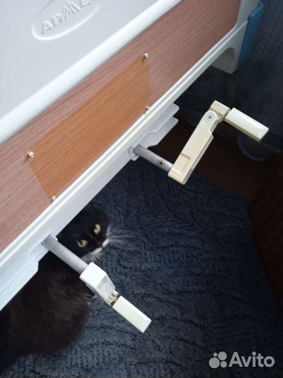 Медицинская кровать для лежачих больных