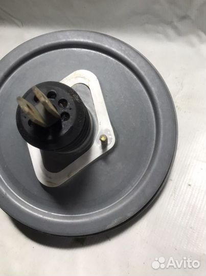 Вакуумный усилитель тормозов mercedes w208