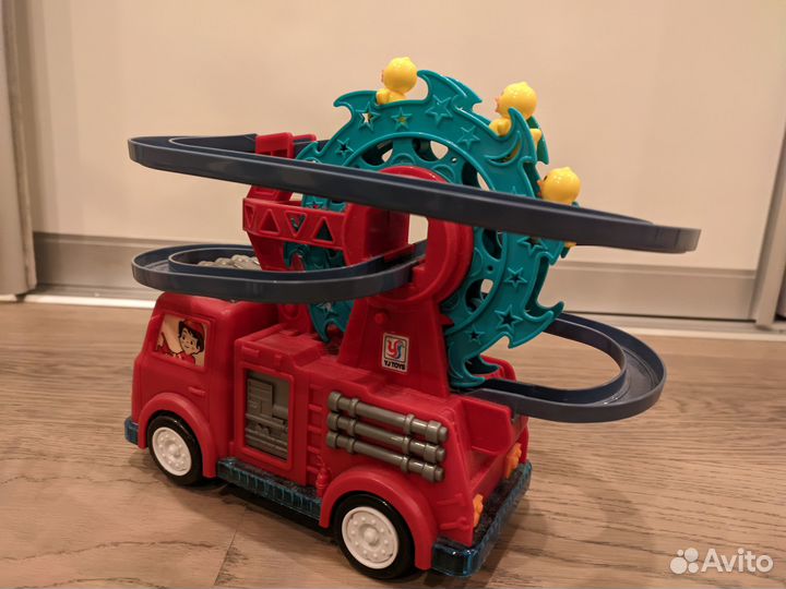 Интерактивная машинка пожарная с утятами