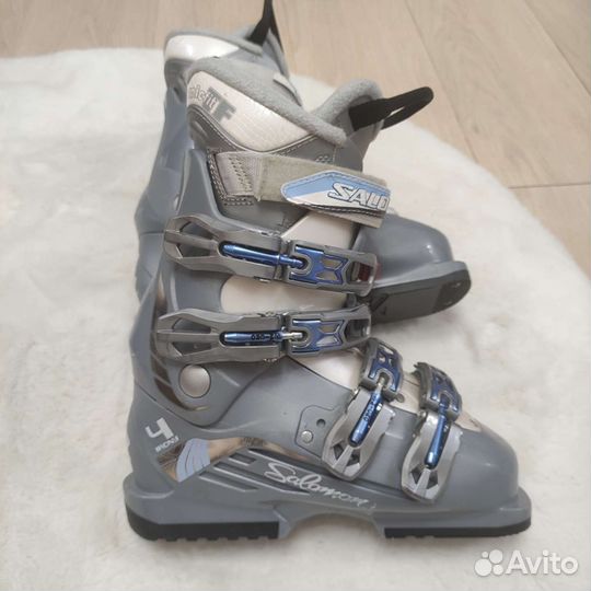 Горнолыжные ботинки Salomon 23.5