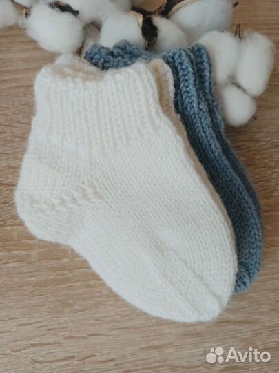 Носочки вязаные детские, для новорожденных (ручная