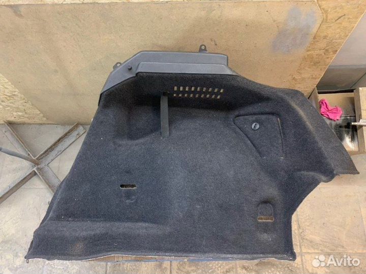 Обшивка багажника правая Opel Astra H хетчбэк 1.6