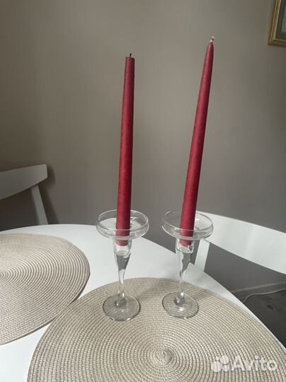 Подсвечник со свечами