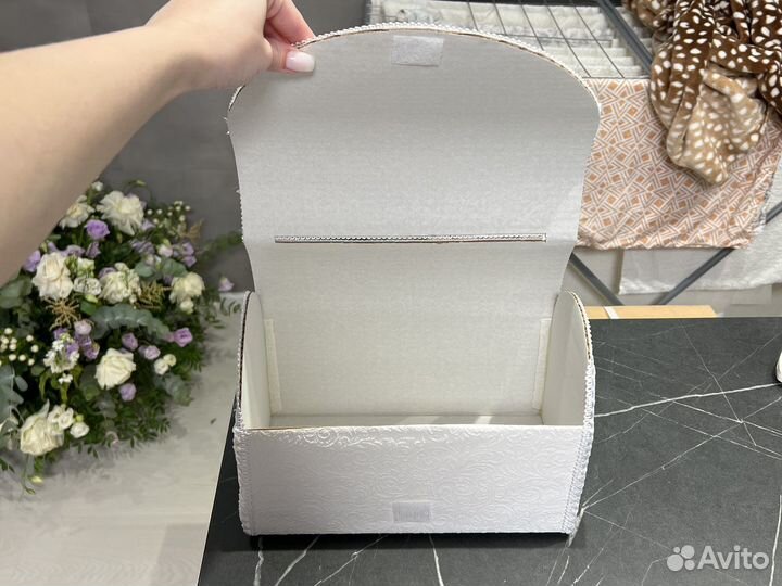 Свадебный сундук для денег