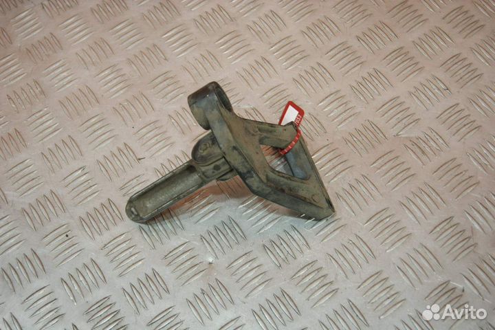 Подножка пассажира левая Kawasaki ZZR400-2