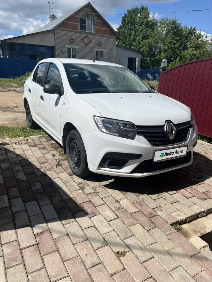 Renault Logan: фото владельца