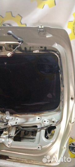 Дверь багажника Mazda Mazda3 BK хэтчбэк Z6 2006