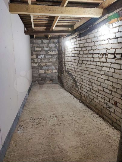 Гараж, 12 м²