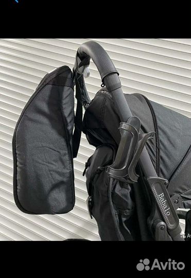 Прогулочная коляска новая