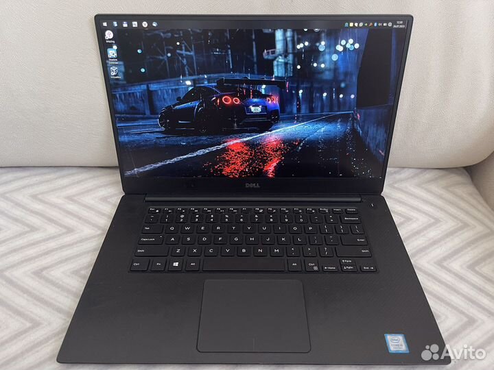 Dell XPS 15 9560 + чехол в подарок