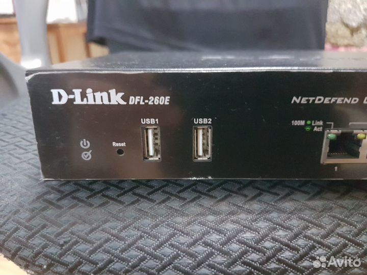 Маршрутизатор D-link DFL-260E