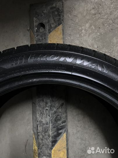 Fronway IceMaster II 285/40 R21 109H