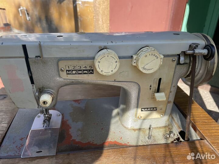 Швейная машина Чайка 3
