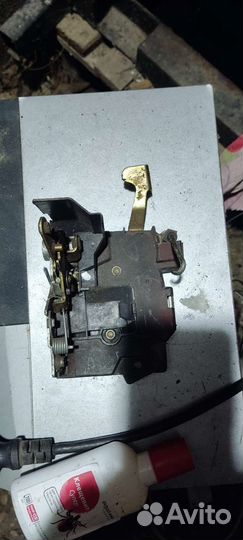 Замок двери е34