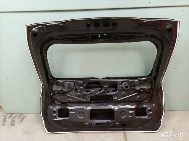 Дверь багажника Toyota RAV4 5 ха50 2019