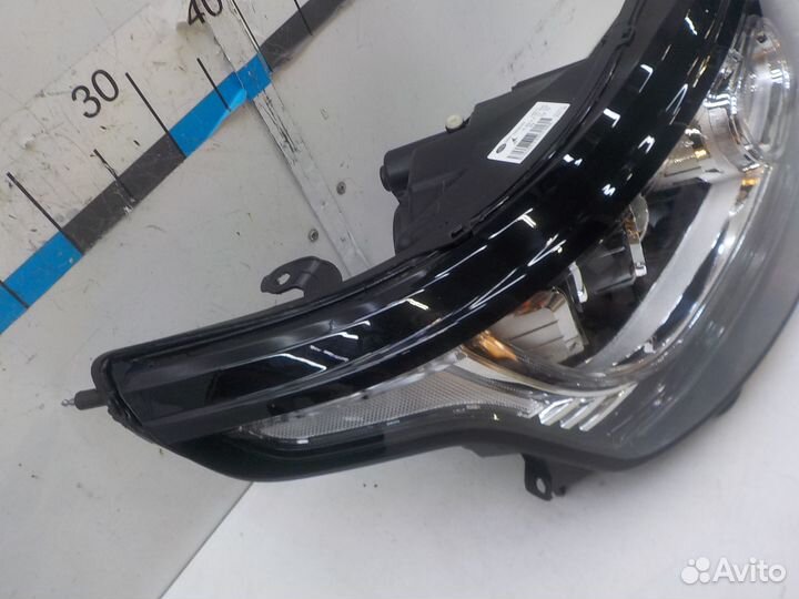 Фара правая Land Rover Range Rover