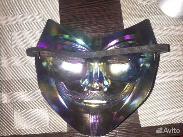 Предалагайте свою цену.Маска анонимуса с веревкой