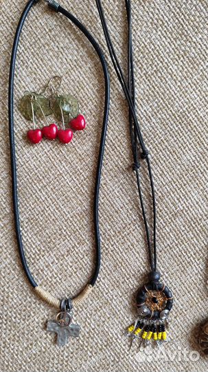 Бижутерия серьги, ожерелья