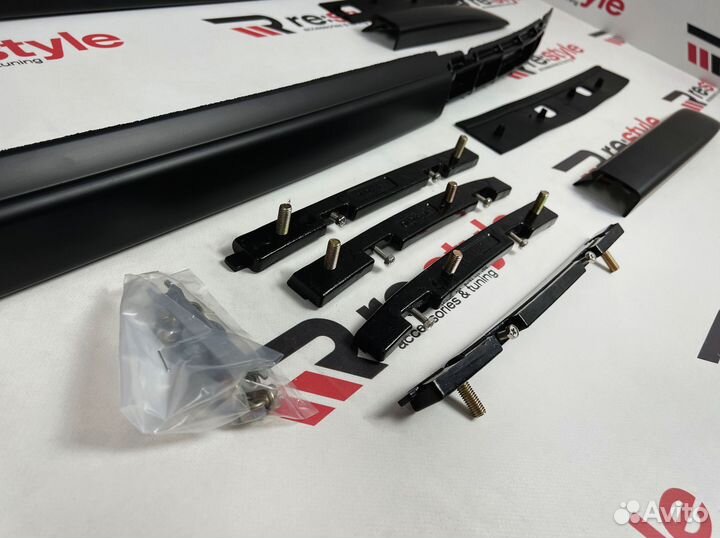 Рейлинги на крышу Mitsubishi Outlander с 13г