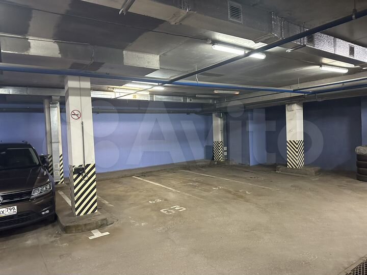 Машиноместо, 20 м²