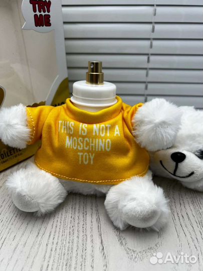 Отличный подарочек Moschino toy