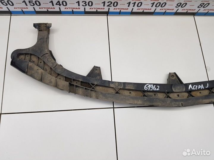 Усилитель переднего бампера нижний (Opel Astra)