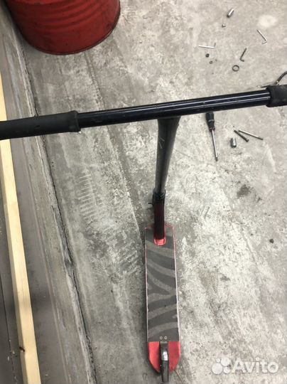 Самокат трюковой