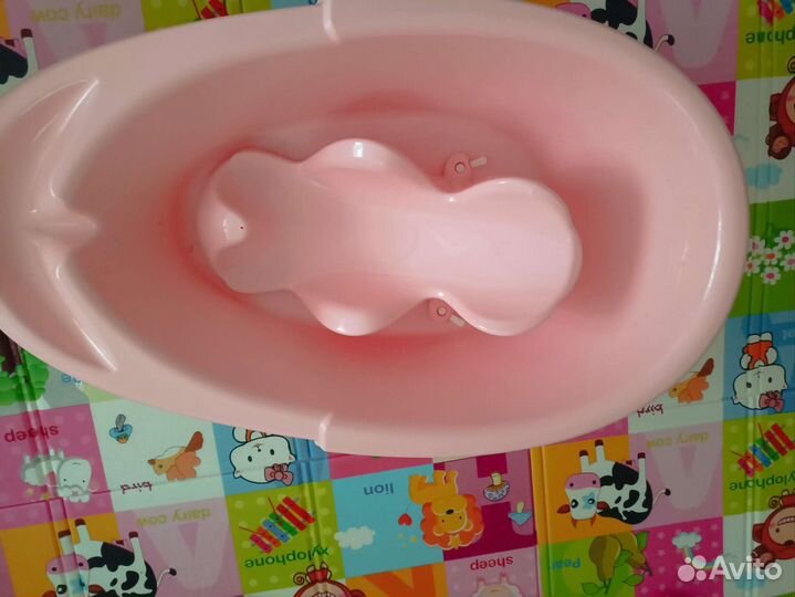 Детская ванночка для купания с подставкой