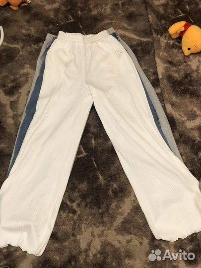 Джинсы женские